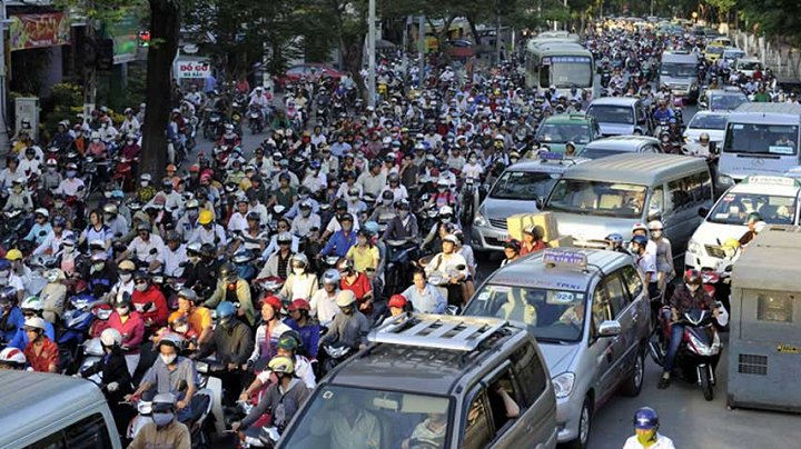 Cần minh bạch với giải thưởng tiền tỷ chống ùn tắc giao thông ở Hà Nội (12/9/2017)